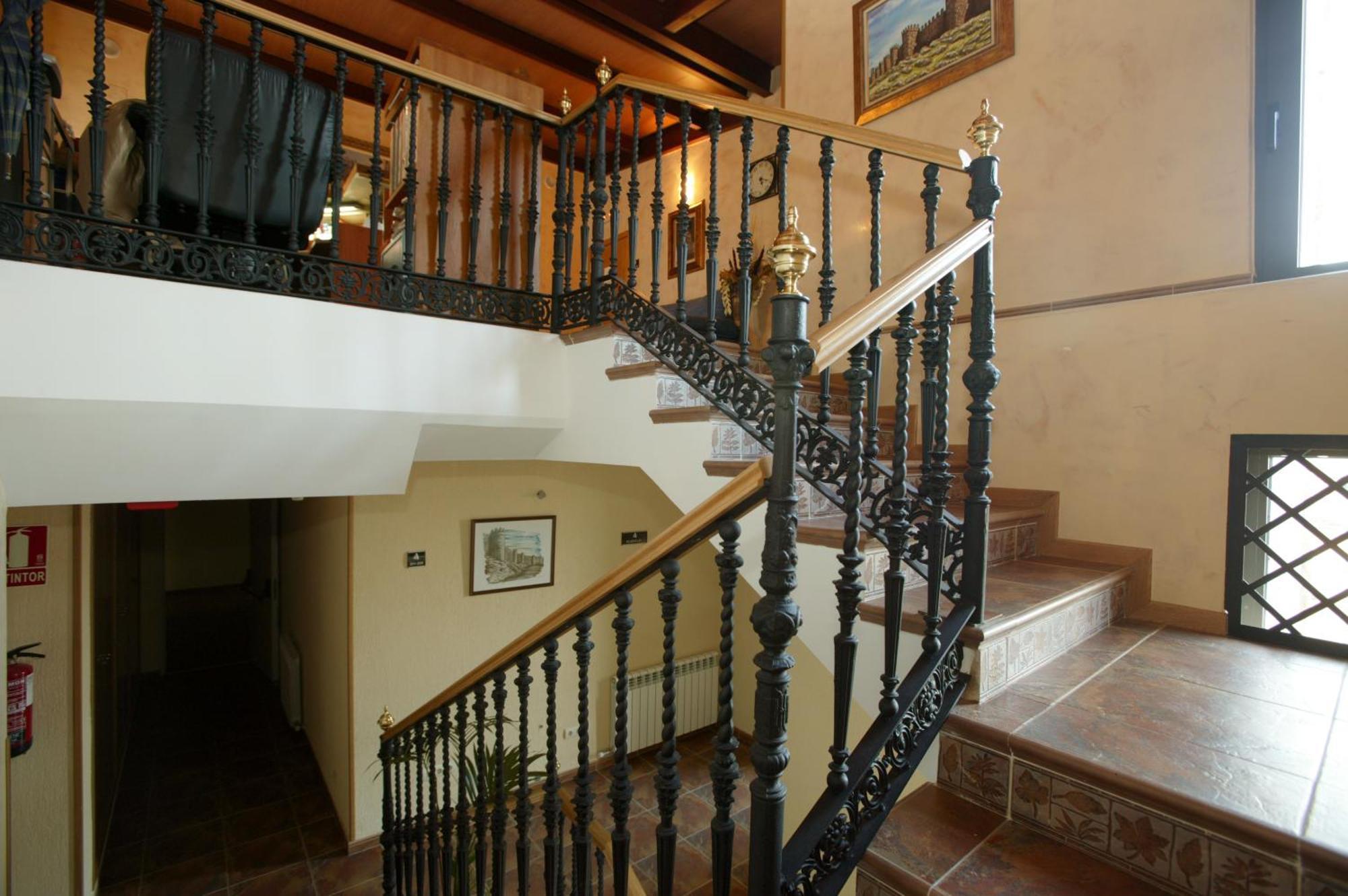 Hotel Las Murallas Авила Экстерьер фото