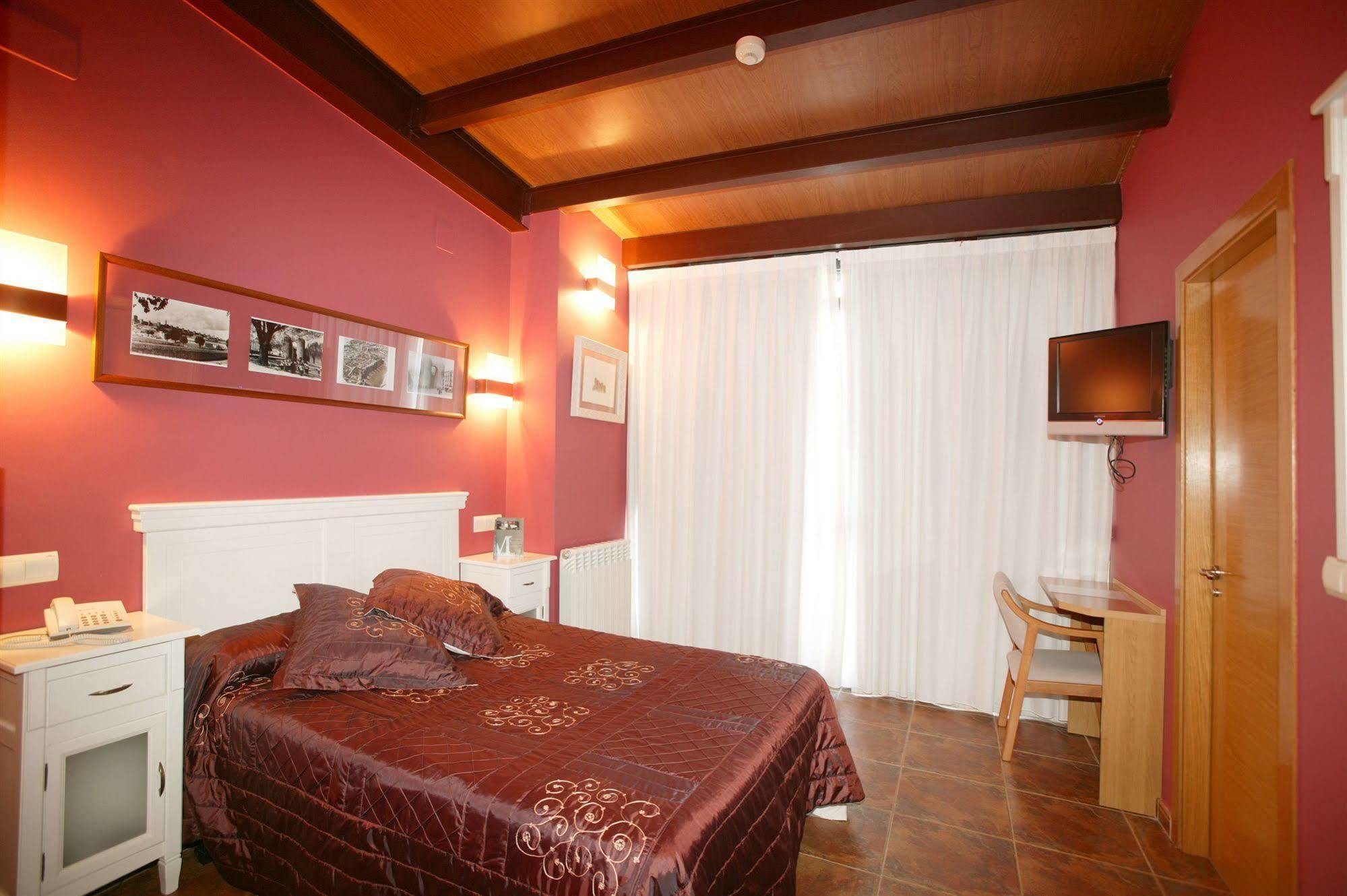 Hotel Las Murallas Авила Экстерьер фото