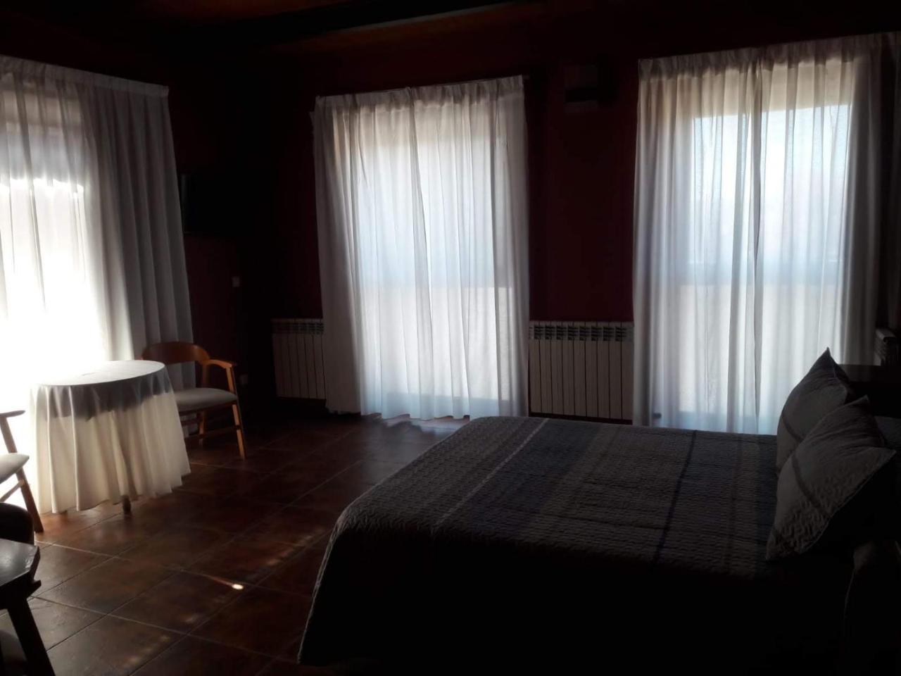 Hotel Las Murallas Авила Экстерьер фото